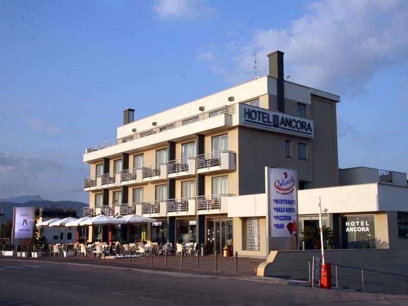 Hotel Ancora Pontecagnano Faiano Buitenkant foto